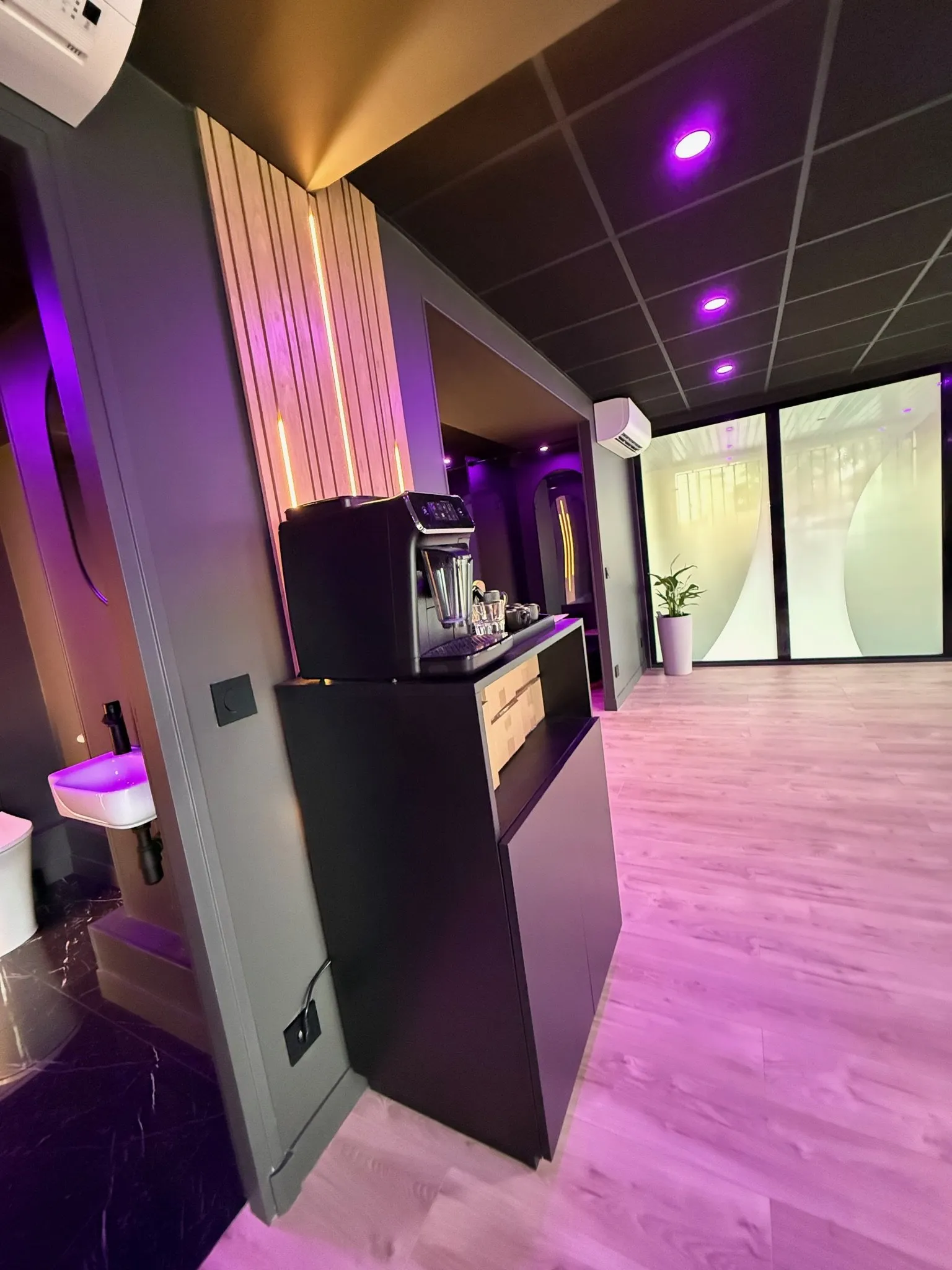 Local professionnel transformé en studio de pilates